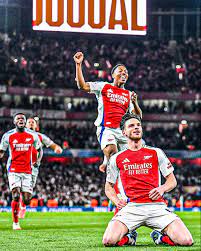 上表現得沉 上表現得沉